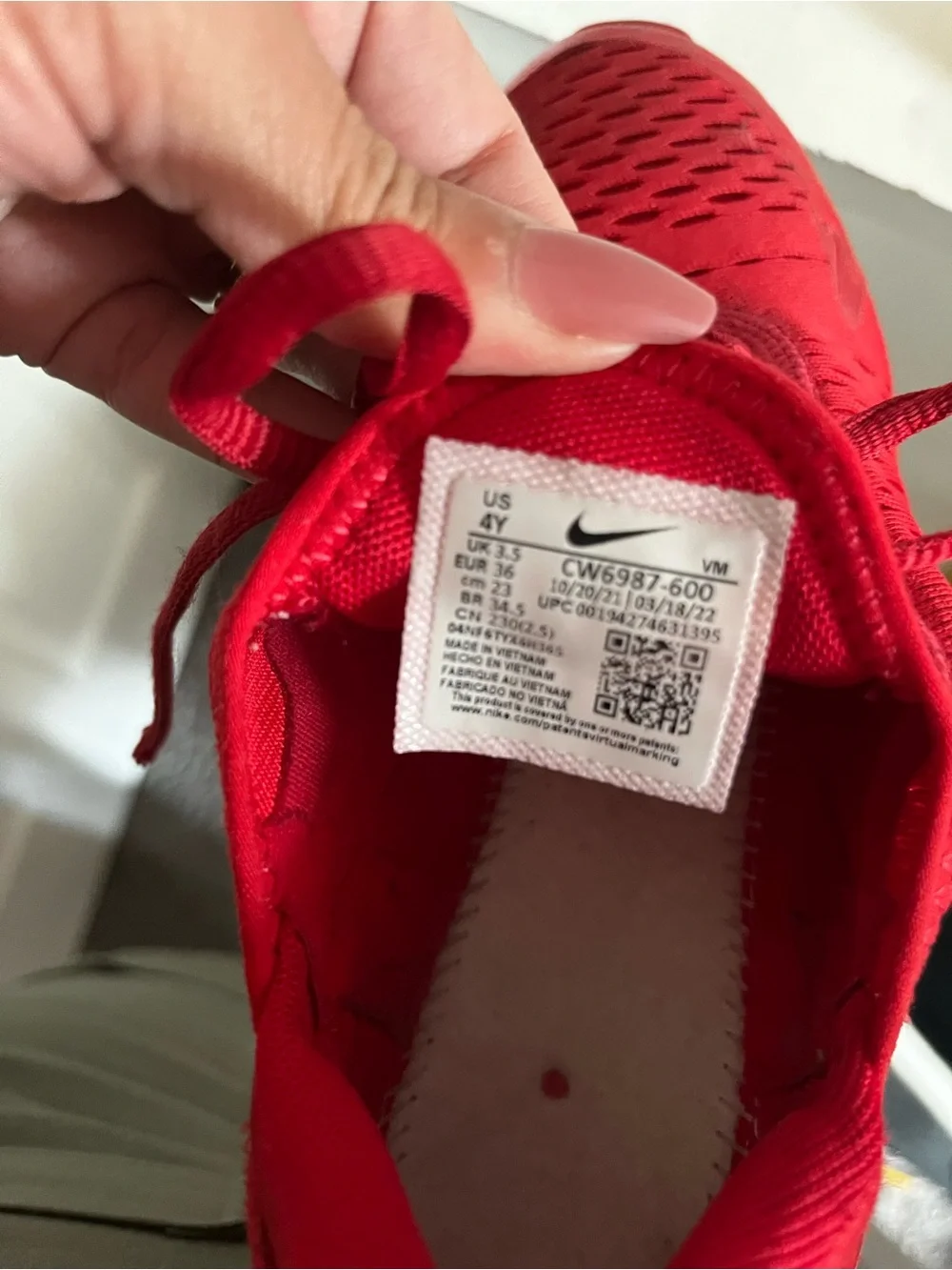 Nike 270